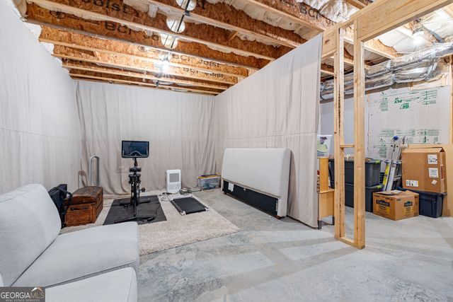 73 Oakhurst Trail, Sharpsburg, GA 30277