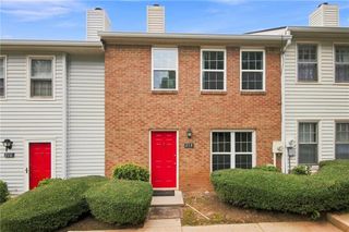 218 Mill Creek Place, Roswell, GA 30076