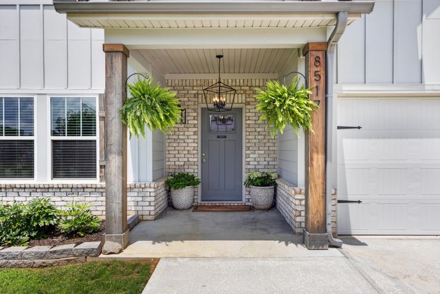 8517 Kensley Lane, Hixson, TN 37343