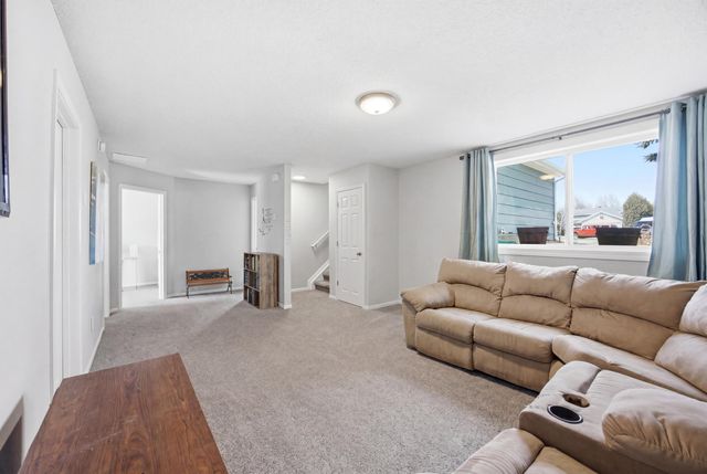 1918 55th Avenue S, Fargo, ND 58104