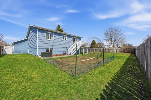 1918 55th Avenue S, Fargo, ND 58104