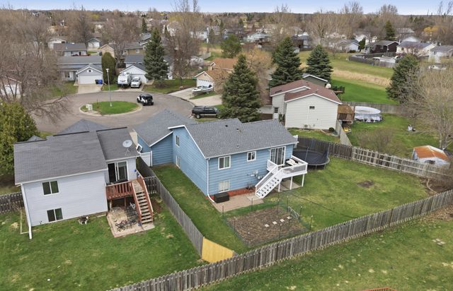 1918 55th Avenue S, Fargo, ND 58104