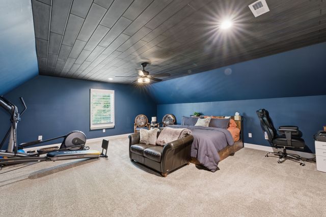 1304 Summer Station Dr, Chapel Hill, TN 37034