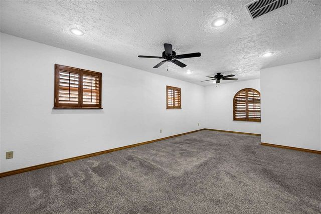 1616 SE Indiana Ave, Lawton, OK 73501