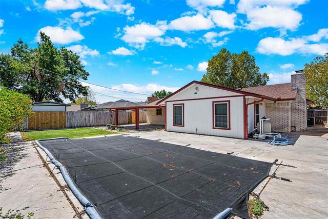1616 SE Indiana Ave, Lawton, OK 73501