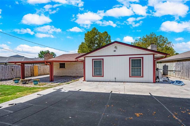 1616 SE Indiana Ave, Lawton, OK 73501