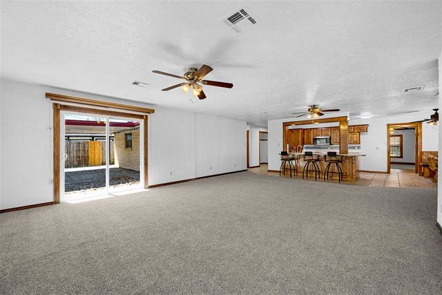 1616 SE Indiana Ave, Lawton, OK 73501