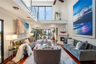 833 Ocean Avenue 304, Santa Monica, CA 90403