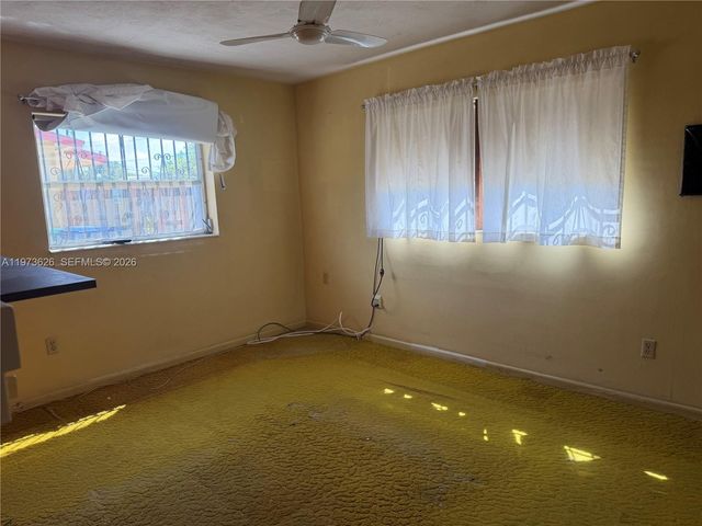 100 NE 212th Ter, Miami Gardens, FL 33179