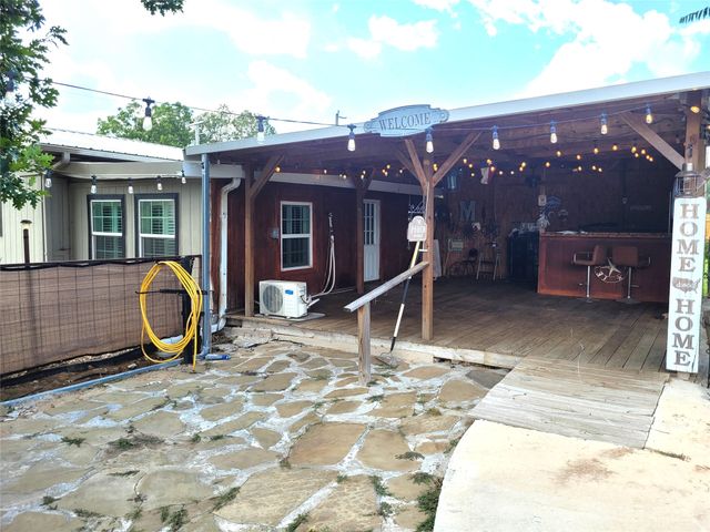 735 SW 1st, Detroit, TX 75436