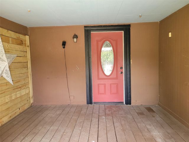 735 SW 1st, Detroit, TX 75436
