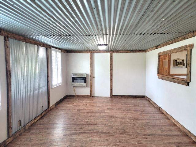 735 SW 1st, Detroit, TX 75436
