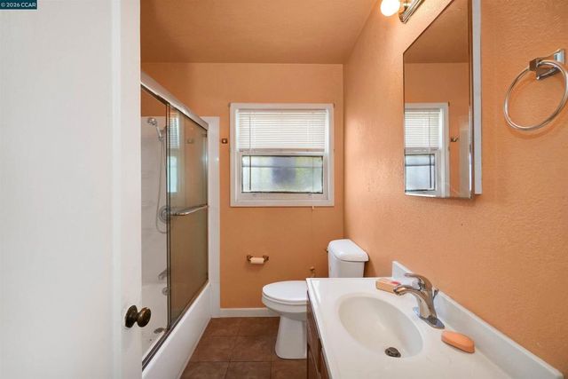 1543 Havenscourt Blvd, Oakland, CA 94621