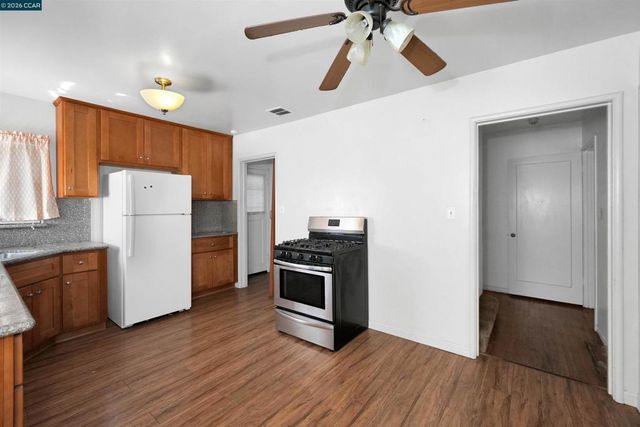 1543 Havenscourt Blvd, Oakland, CA 94621
