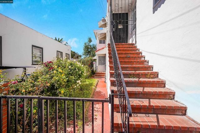 1543 Havenscourt Blvd, Oakland, CA 94621