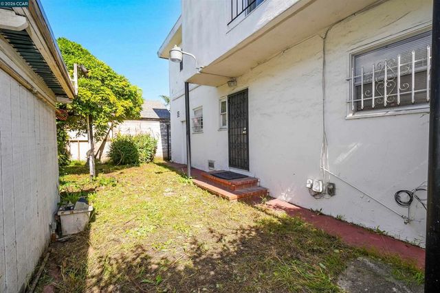 1543 Havenscourt Blvd, Oakland, CA 94621