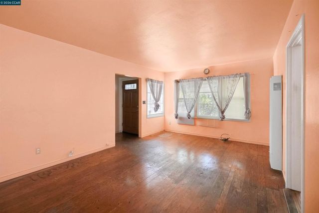 1543 Havenscourt Blvd, Oakland, CA 94621