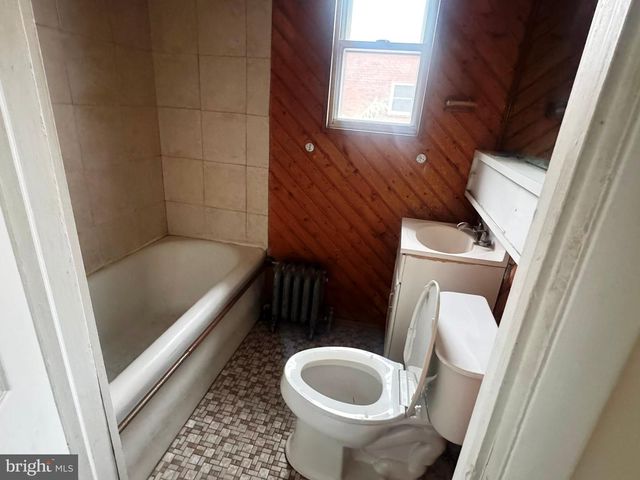 5 E RODGERS ST, Ridley Park, PA 19078