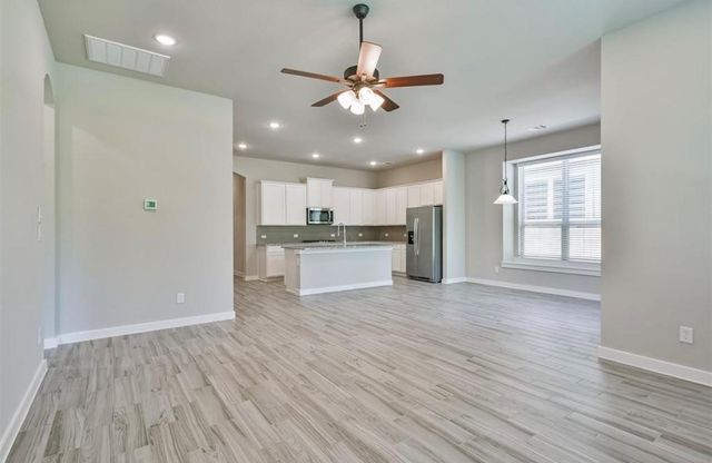 10005 Red Beadtree Pl, Conroe, TX 77385