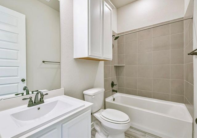 10005 Red Beadtree Pl, Conroe, TX 77385