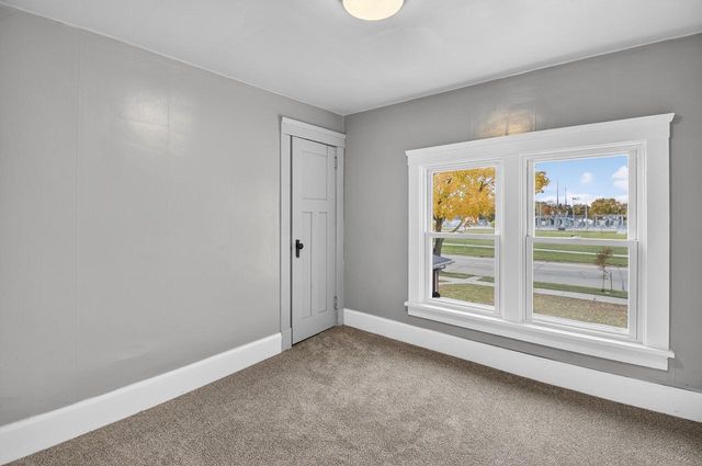 3015 19th STREET, Racine, WI 53403