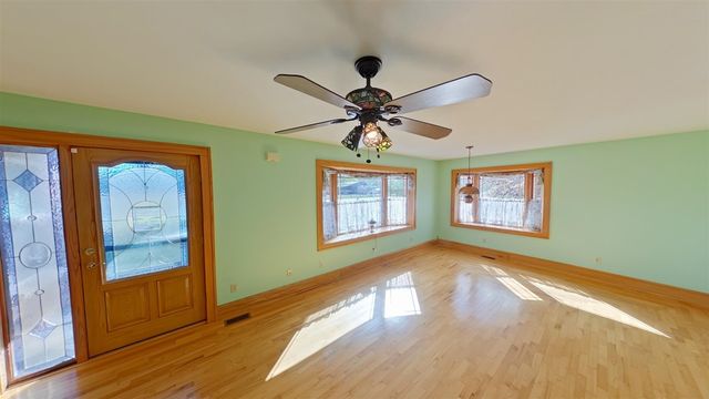 17787 Indian Prairie Road, White Pigeon, MI 49099