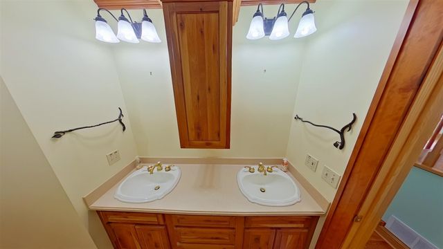 17787 Indian Prairie Road, White Pigeon, MI 49099