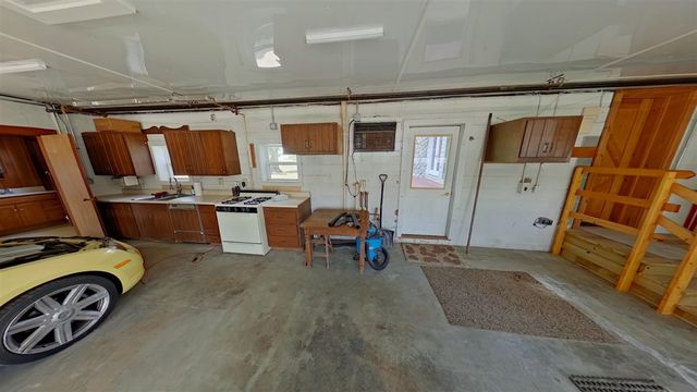 17787 Indian Prairie Road, White Pigeon, MI 49099