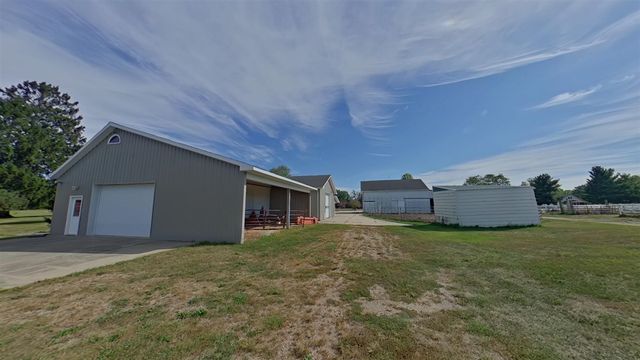 17787 Indian Prairie Road, White Pigeon, MI 49099