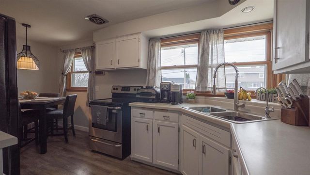 1909 MAIN AVENUE, Kaukauna, WI 54130