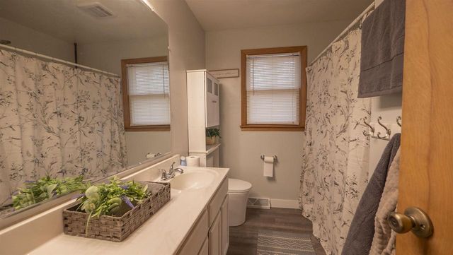 1909 MAIN AVENUE, Kaukauna, WI 54130