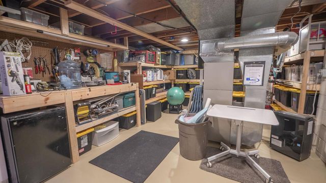 1909 MAIN AVENUE, Kaukauna, WI 54130