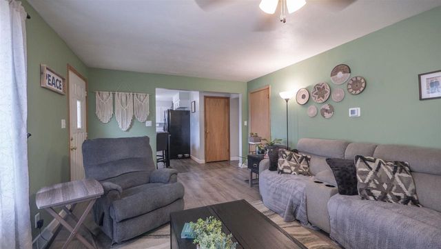 1909 MAIN AVENUE, Kaukauna, WI 54130