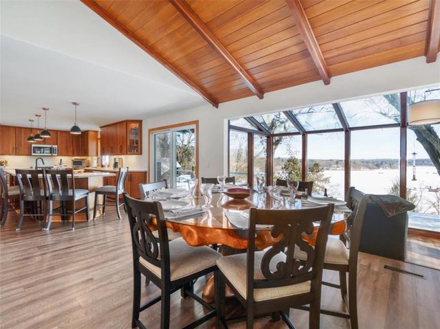 611 Moonlight Drive, Altoona, WI 54720