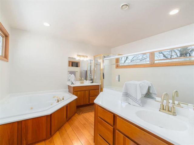 611 Moonlight Drive, Altoona, WI 54720