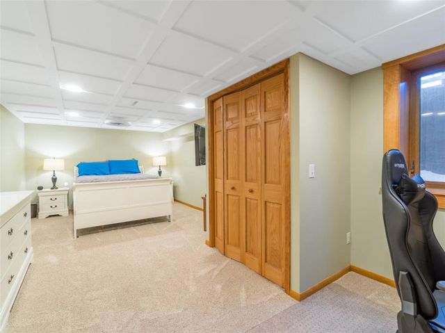 611 Moonlight Drive, Altoona, WI 54720
