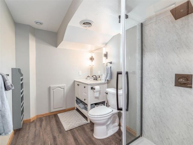 611 Moonlight Drive, Altoona, WI 54720