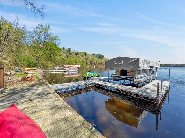 611 Moonlight Drive, Altoona, WI 54720