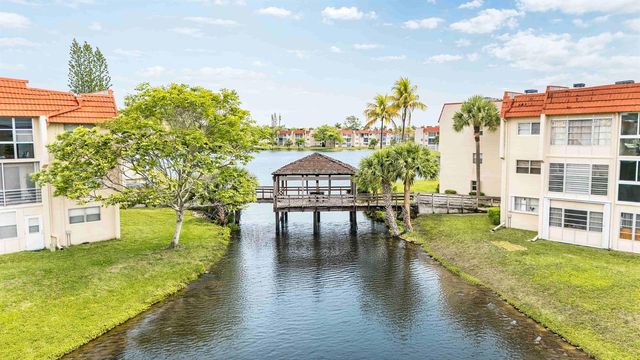 2800 Sunrise Lakes Drive W Apt 301, Sunrise, FL 33322