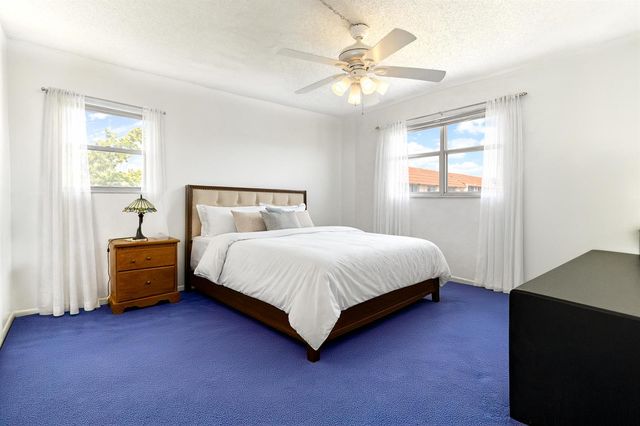 2800 Sunrise Lakes Drive W Apt 301, Sunrise, FL 33322