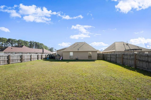 26002 Burlwood Ave, Denham Springs, LA 70726