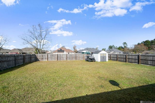 26002 Burlwood Ave, Denham Springs, LA 70726