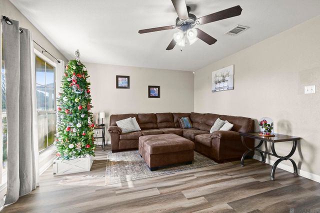 26002 Burlwood Ave, Denham Springs, LA 70726