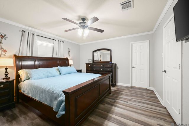 26002 Burlwood Ave, Denham Springs, LA 70726