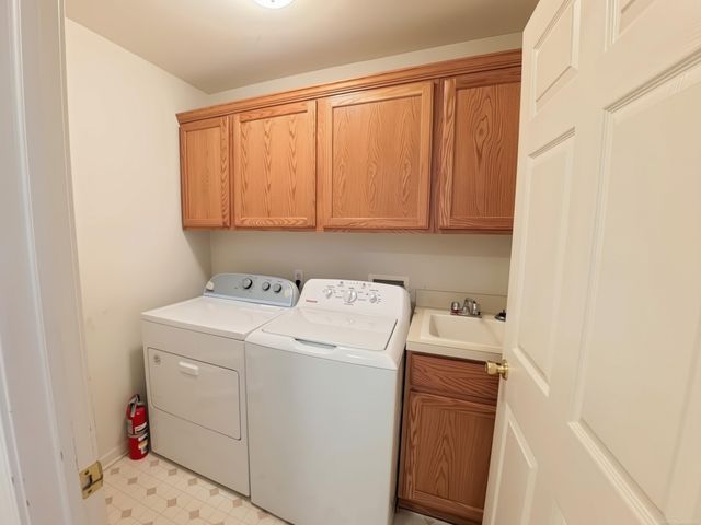 44443 Patricia, Sterling Heights, MI 48314