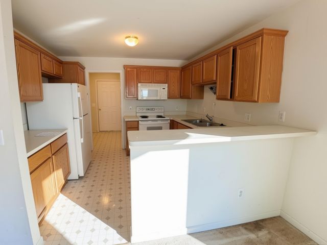 44443 Patricia, Sterling Heights, MI 48314