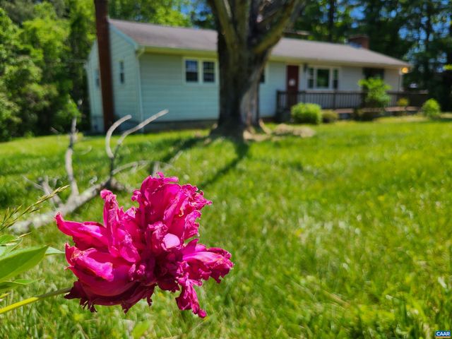 10307 SPOTSWOOD TRL, Stanardsville, VA 22973