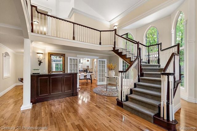 6705 College Park Drive, Clarkston, MI 48346