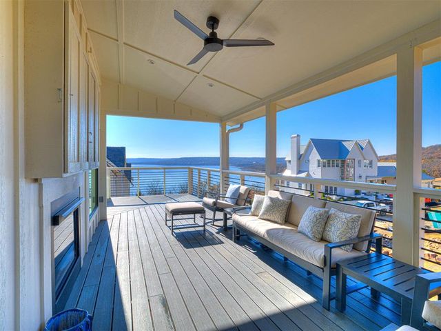 121 Lower Green Way, Carlton Landing, OK 74432