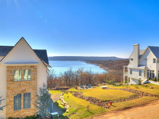 121 Lower Green Way, Carlton Landing, OK 74432